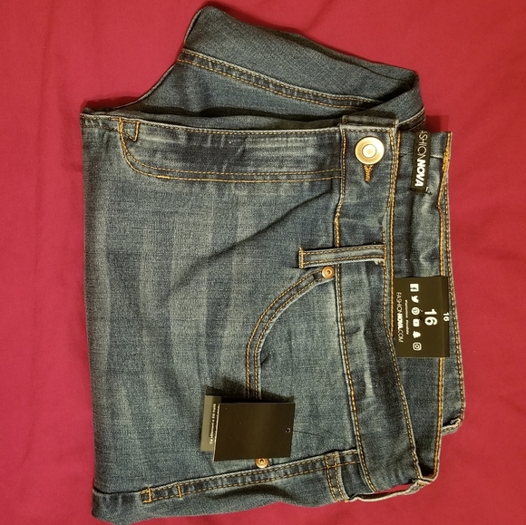 🌟NWT 🆕️‼ Stretch Skinny Jeans - Picture 5 of 8